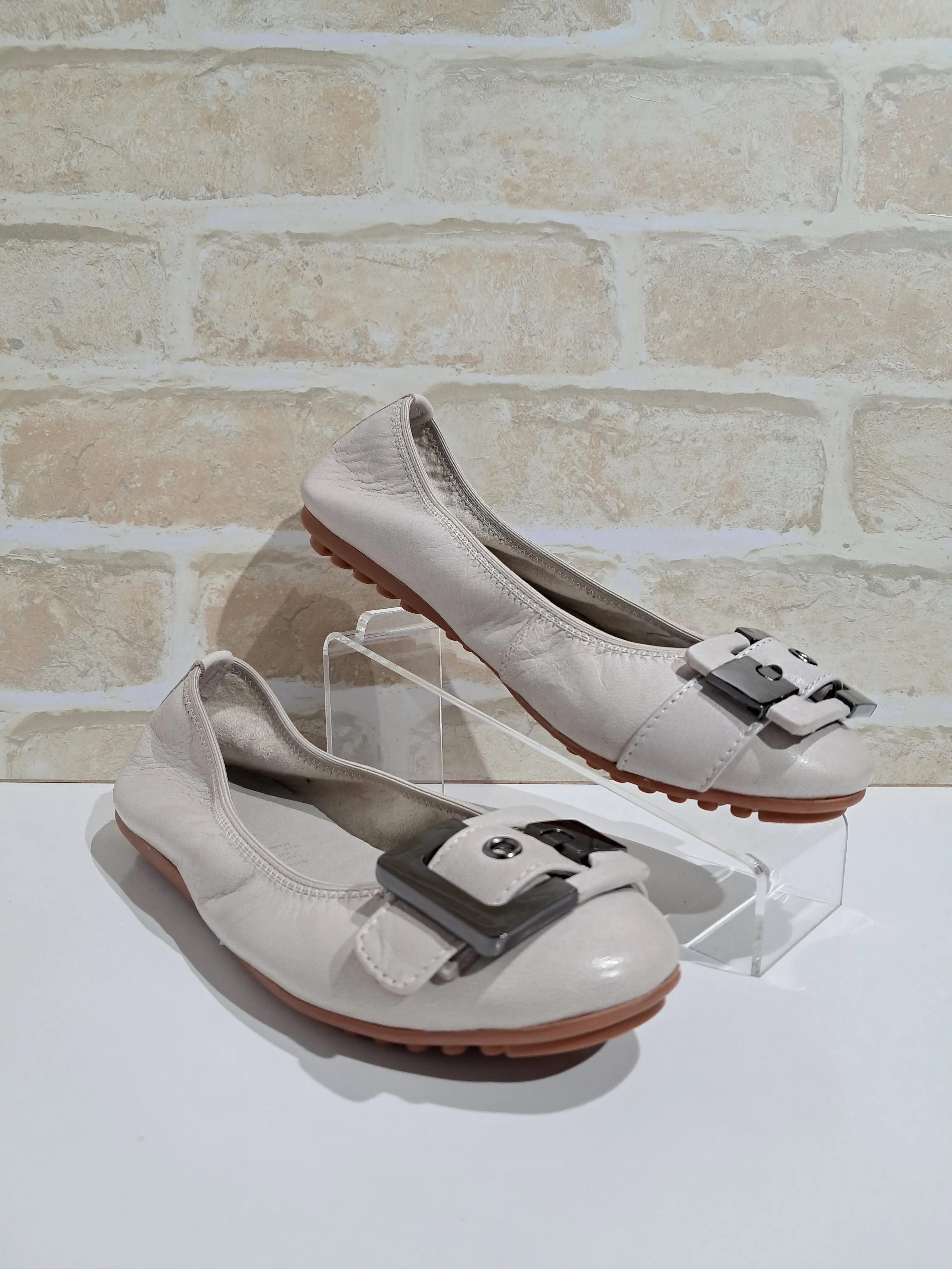 Ballencia Silver Grey by LeSansa