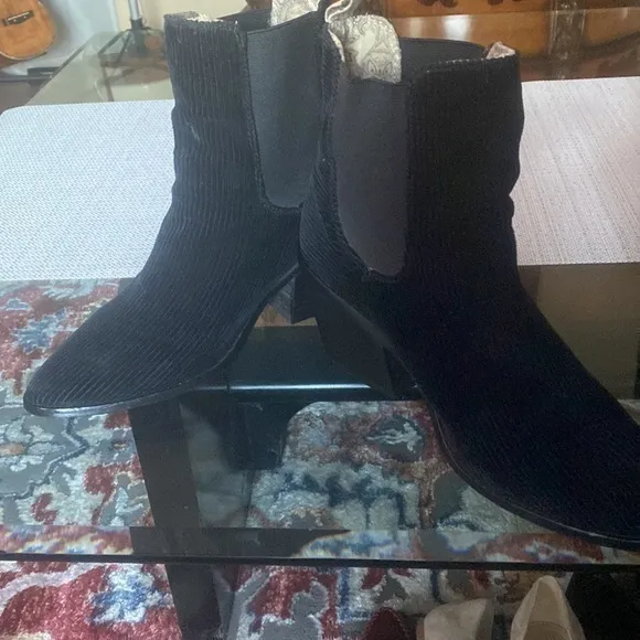 Band of Gypsies Shadow Chelsea Boots, CORDUROY