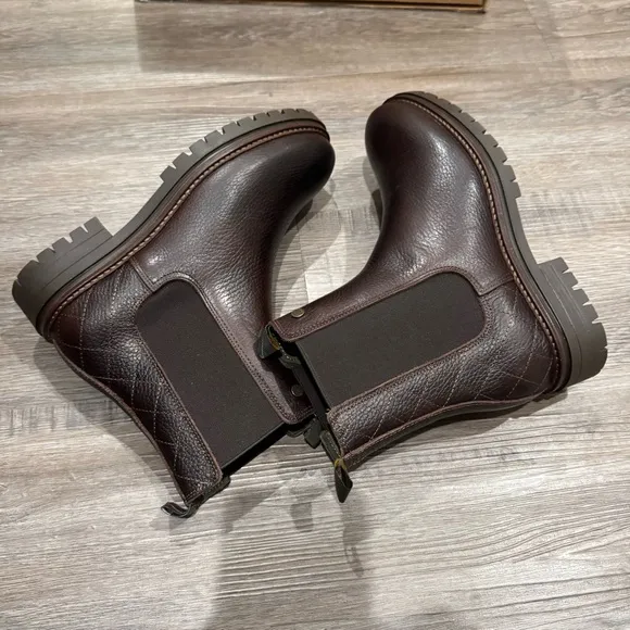 Barbour Evie Chelsea Brown Leather Pull On Boots
