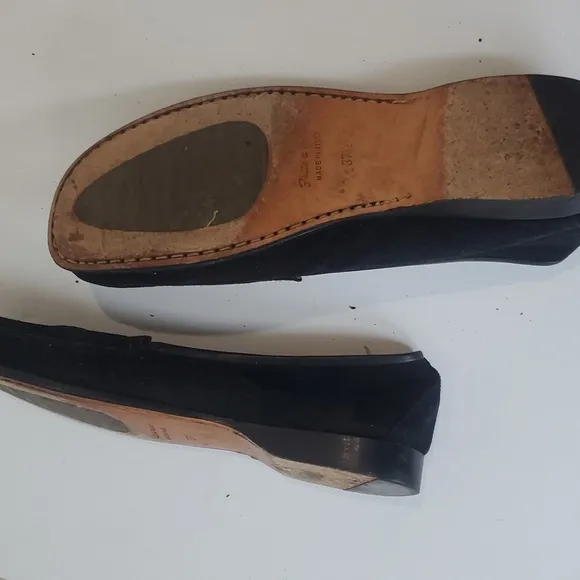 Barneys New York Black Suede Loafers  Flats 37.5