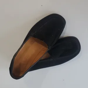 Barneys New York Black Suede Loafers  Flats 37.5