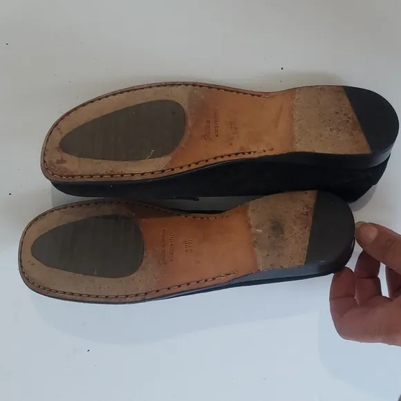 Barneys New York Black Suede Loafers  Flats 37.5