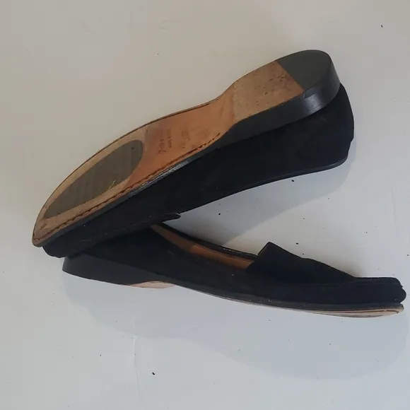 Barneys New York Black Suede Loafers  Flats 37.5