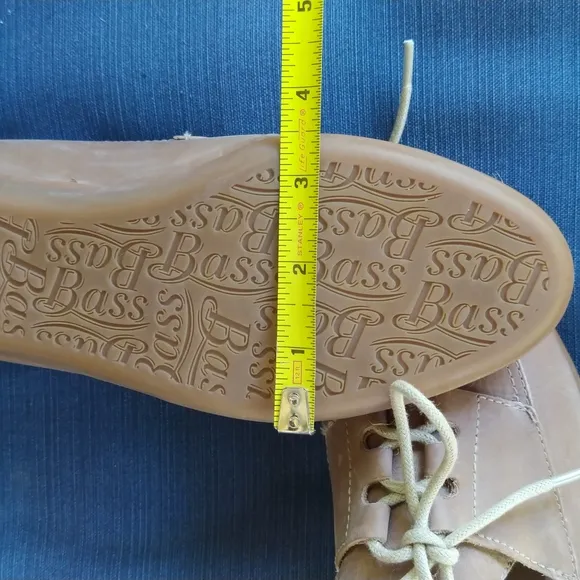 Bass Vintage Leather Comfort Loafers Sz 9 NWOB