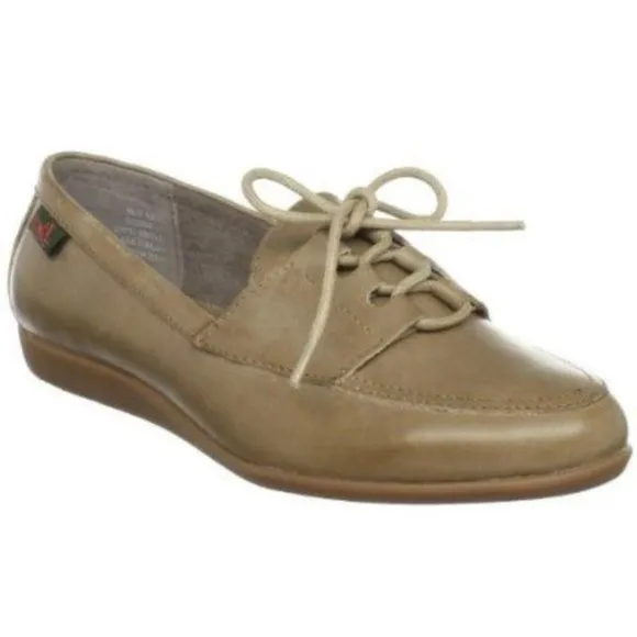 Bass Vintage Leather Comfort Loafers Sz 9 NWOB