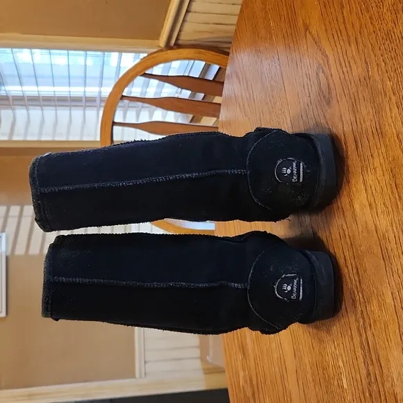 Bear Paw black Boots Size 8