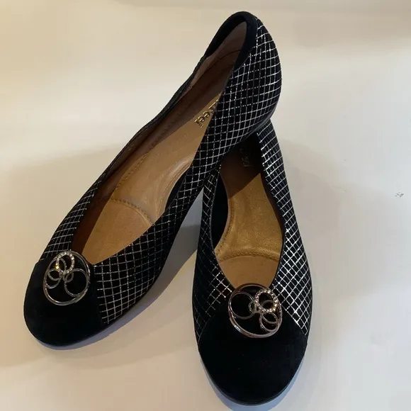 BeautiFeel Black &amp; Gold Suede Leather Medallion Ballet Flats Size 6.5 (37)