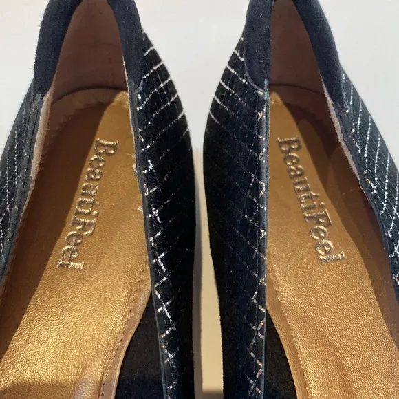 BeautiFeel Black &amp; Gold Suede Leather Medallion Ballet Flats Size 6.5 (37)