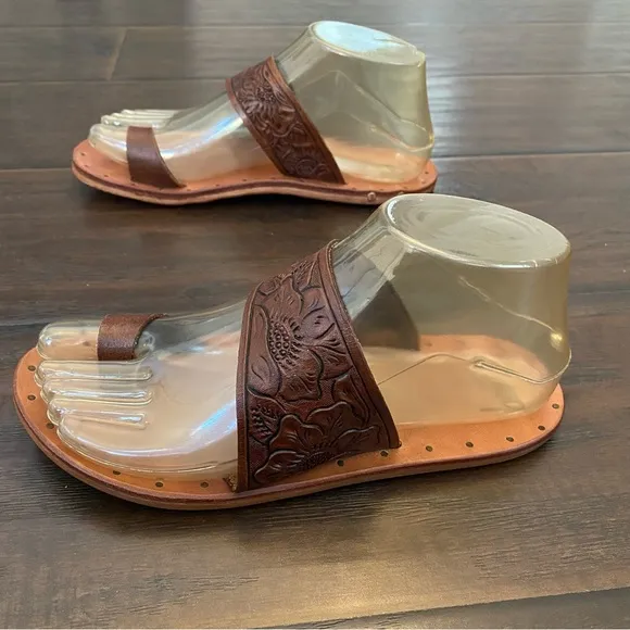 Beek brown floral leather sandals women’s size 6