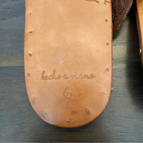 Beek brown floral leather sandals women’s size 6