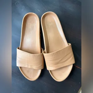 Beek Gallito Leather Sandals in Honey women’s sz 8