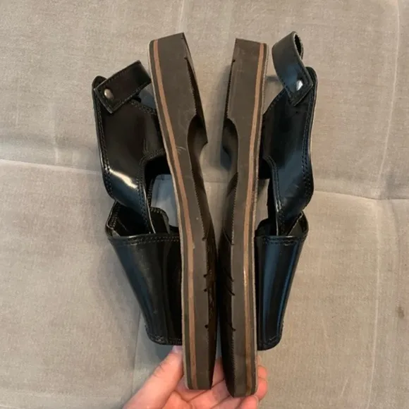 Bilbo Leather Cross Sandals Black Size 26 Size 8-8.5-9