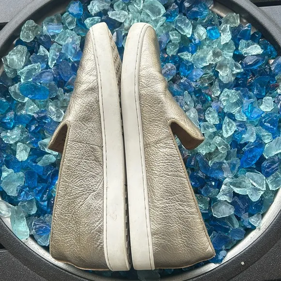 Birdies The Swift Slip-On Gold Leather Sneaker sz 9 Lightweight Cushioned Loafer