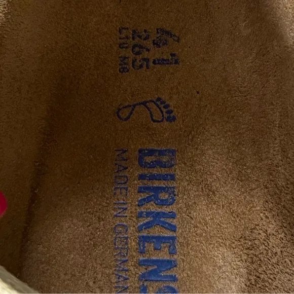 BIRKENSTOCK 41 Arizona Suede Soft Footbed Slides Sandals • Almond Faded Yellow