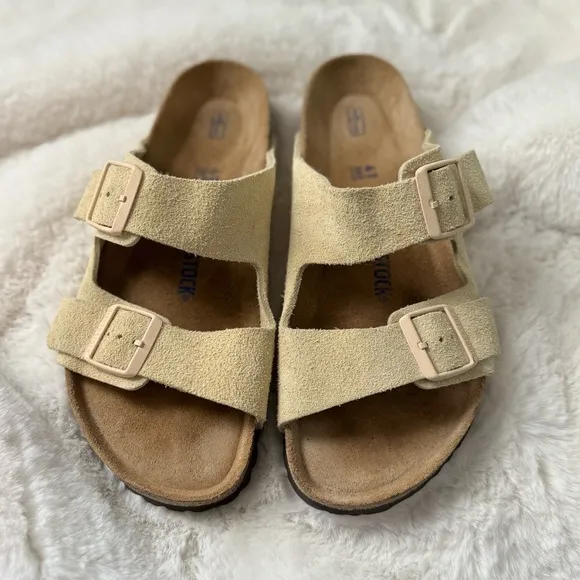 BIRKENSTOCK 41 Arizona Suede Soft Footbed Slides Sandals • Almond Faded Yellow