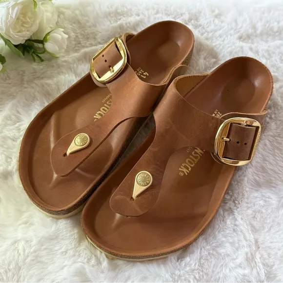 BIRKENSTOCK 41 Gizeh Big Buckle Oiled Leather In Cognac • Slides Sandals Brown