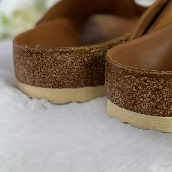 BIRKENSTOCK 41 Gizeh Big Buckle Oiled Leather In Cognac • Slides Sandals Brown