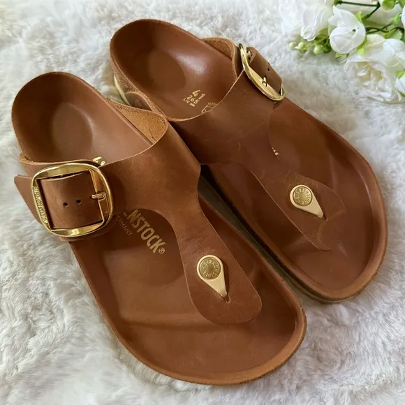 BIRKENSTOCK 41 Gizeh Big Buckle Oiled Leather In Cognac • Slides Sandals Brown