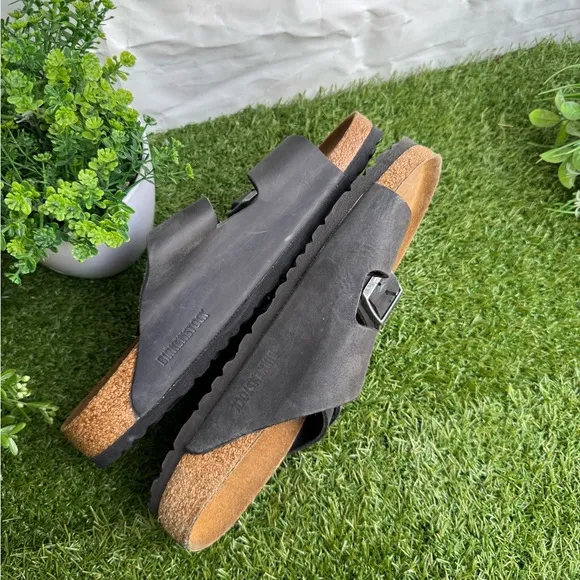 Birkenstock Arizona Oiled Leather black sandals 42 US men 9.5 UNISEX