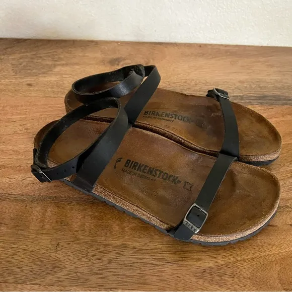 Birkenstock Daloa Black Leather Sandals Size 9