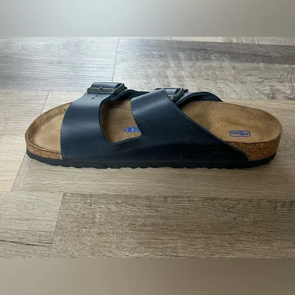 BIRKENSTOCK’S ARIZONA BLUE LEATHER SANDALS SIZE 41 / 10