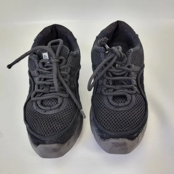 BLOCH Split Sole Dance Sneaker Sz 2