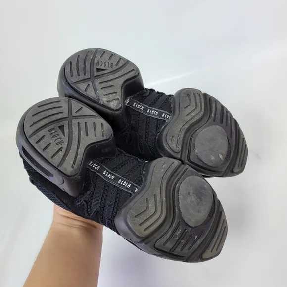 BLOCH Split Sole Dance Sneaker Sz 2