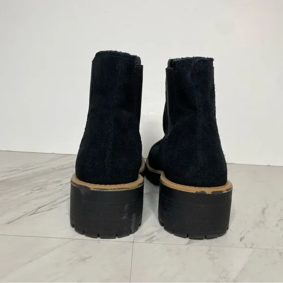 Blondo Matilda Black Suede Chelsea Boot 8 1/2 M