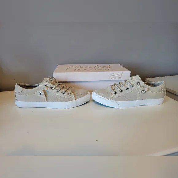 Blowfish Malibu Martina Sneakers, BNIB, Size 10