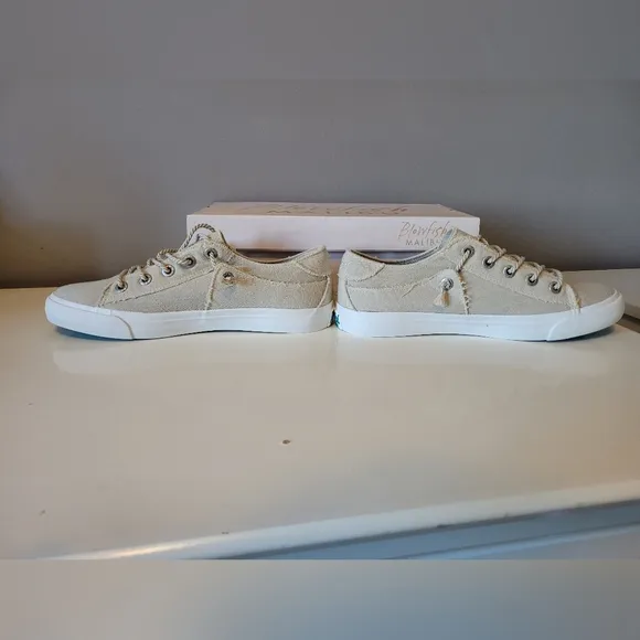 Blowfish Malibu Martina Sneakers, BNIB, Size 10