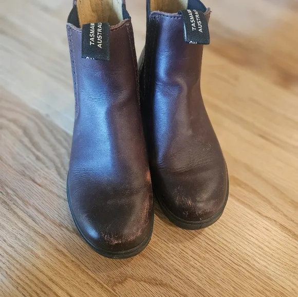 Bludstone Burgundy Leather Chelsea Boots