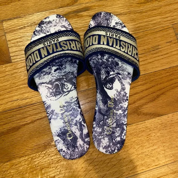 Blue slides