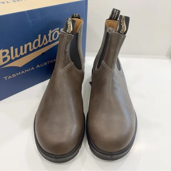 Blundstone 1469 Men’s Chelsea Leather Ankle Boots