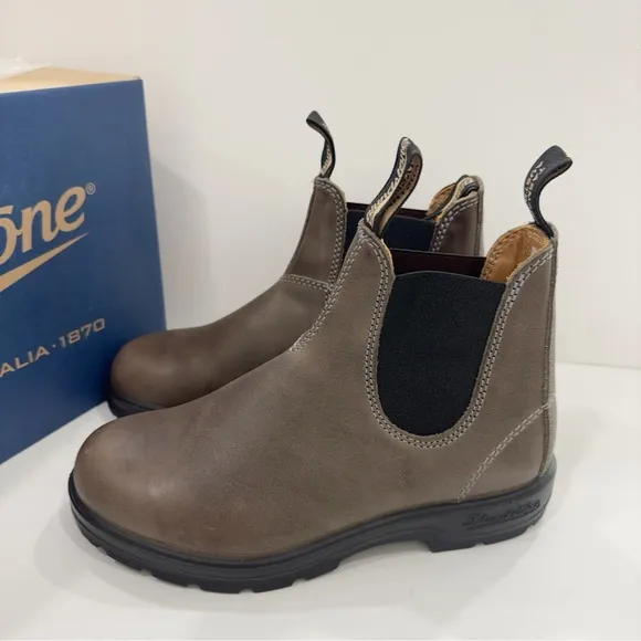 Blundstone 1469 Women’s Chelsea Leather Ankle Boots
