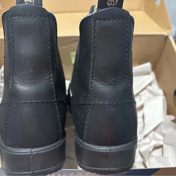 Blundstone 510 Women’s Leather Chelsea Ankle Boots