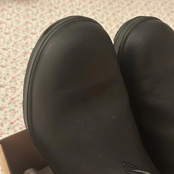 Blundstone 510 Women’s Leather Chelsea Ankle Boots