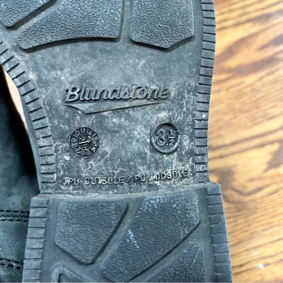 Blundstone Chelsea 1308 chisel toe boots in rustic black/grey