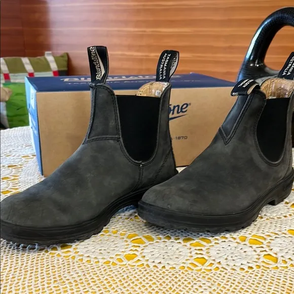 Blundstone Gray Chelsea Boots