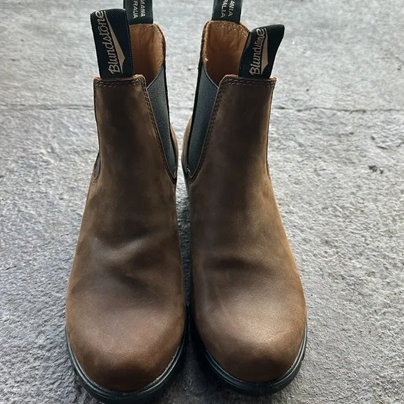 Blundstone Leather Suede Chelsea Boots