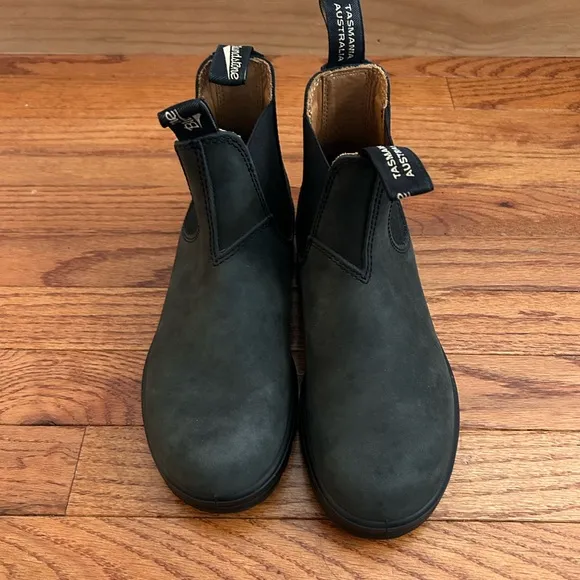 Blundstone Women’s Black Chelsea Boots (Rustic Black, Size 8.5)