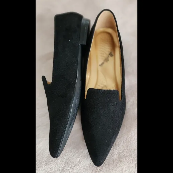 BNIB Bellini Ballet Flats Black Faux Suede Size 10W