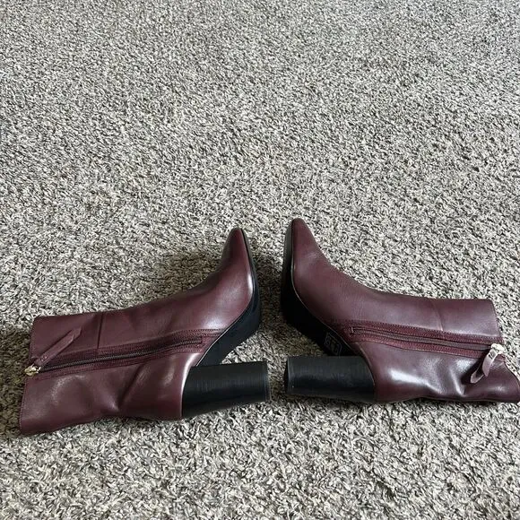 Boden Block Heel Boots Size 38 US 7 Mid Calf Burgundy Wine Leather Side Zip NEW