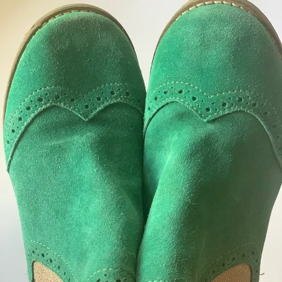 Boden Girls Suede Leather Chelsea Boot Sz 35