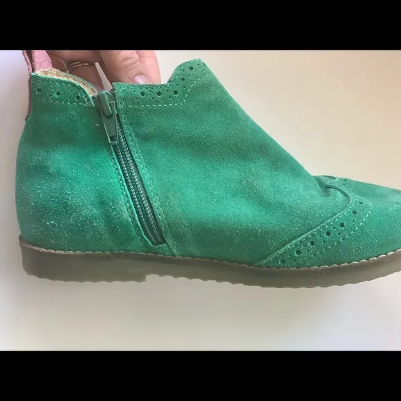 Boden Girls Suede Leather Chelsea Boot Sz 35