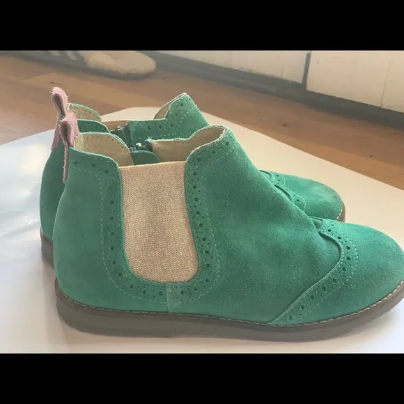 Boden Girls Suede Leather Chelsea Boot Sz 35