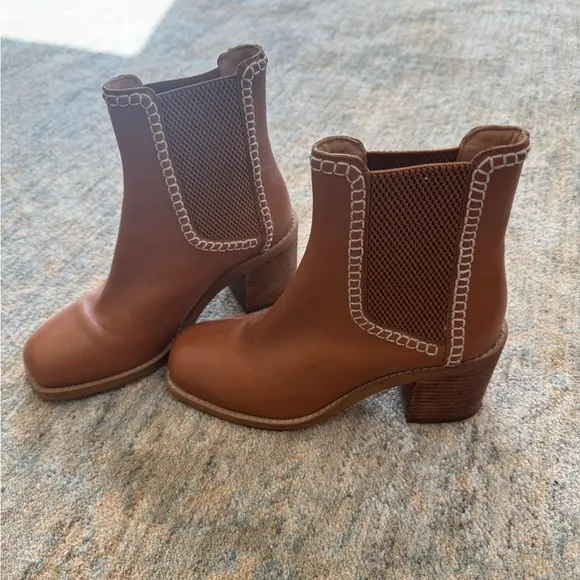 Boden Honey Brown Leather Chelsea Boots EUC Women’s Size 38