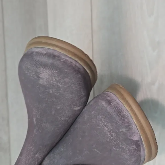 Bogs Women Ankle Purple Chelsea Boots Shoes Sz 8