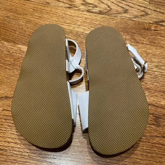 Bonpoint Sandals