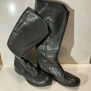 Born black leather tall side zip riding boots size 8.5