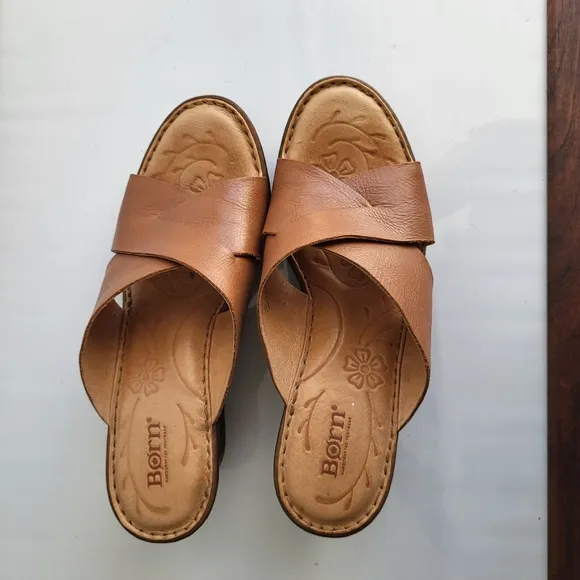 Born Coney Brown Leather Sandals.